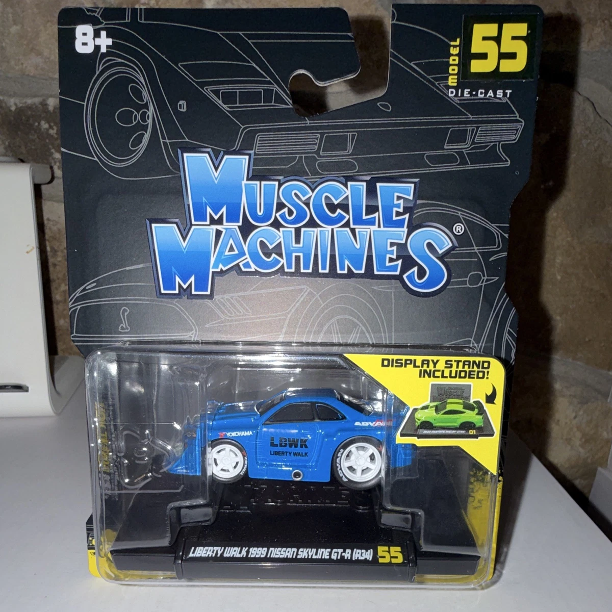 Preços baixos em Fabricação Contemporânea Muscle Machines Nissan