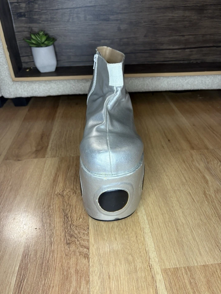 Botas de Plataforma RARAS HTF KISS Spaceman Talla Grande Plateadas Grunge Oficiales Usadas Foto 2 de 4