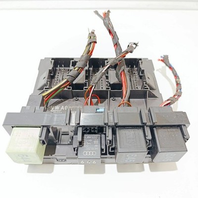 Volkswagen PASSAT B7 2012 Komfortsteuergerät Bordnetzsteuergerät BOS93735