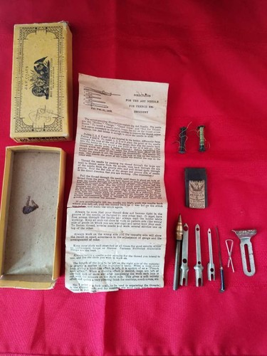 EMBROIDERY ART NEEDLE SET J & P Coats Box T. Harper Crewel Needles Vintage 