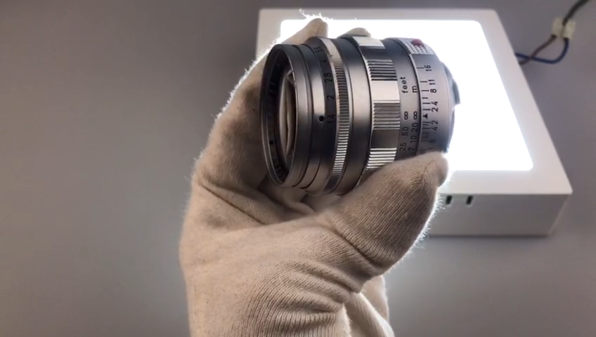 Leica Summilux M 50mm f/1.4 ver.1 Silver Reverse Scallop Leica Summilux M 50mm f/1.4 ver.1 Silver Reverse Scallop