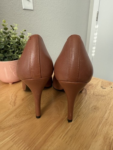 Brooks Brothers Genuine Leather Pointed Toe Slip On Pumps Brown Modest Formal 8 - Picture 6 of 10