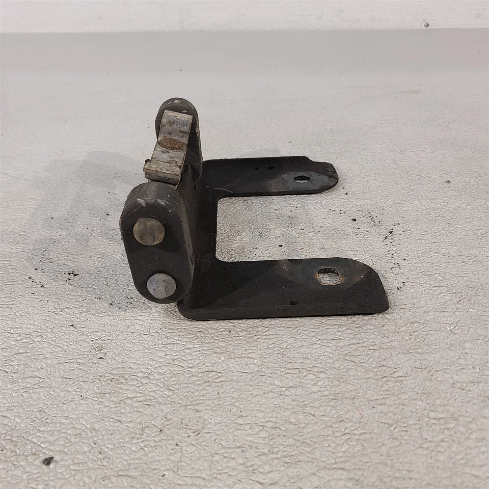 96-98 Mustang Cobra Transmission Mount Manual Aa7422 - Image 4 of 4
