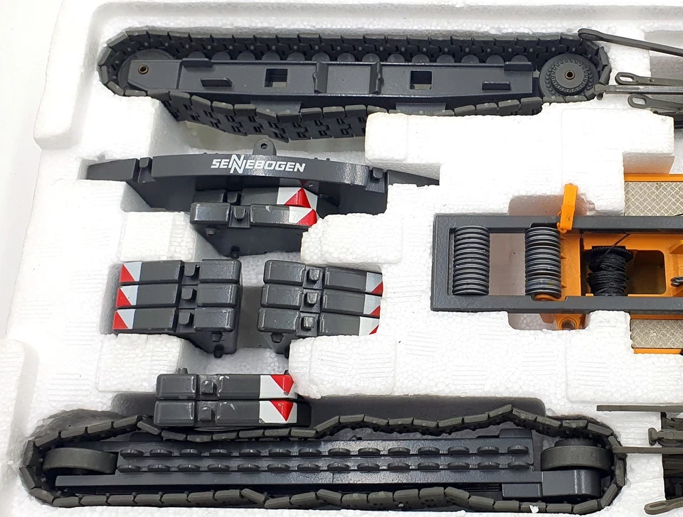 Conrad 1/50 Scale Diecast 2733/0 Sennebogen 5500 Star Lifter Crane - Image 3 of 4