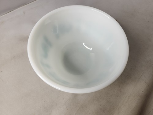 Vintage Pyrex Amish Butterprint White Turquoise Small Mixing Bowl 1 1/2 Pint - Picture 10 of 12