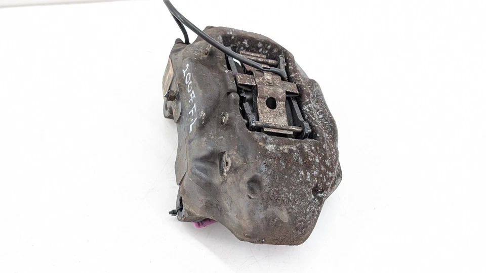 PINZA FRENO DELANTERO IZQUIERDO PASAJERO VOLKSWAGEN TOUAREG 7P MK2 BREMBO 2013 Foto 2 de 4