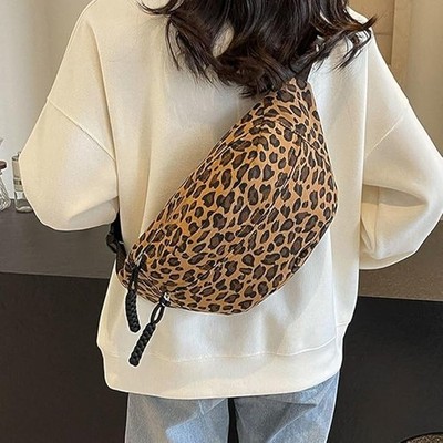 Leo Bauchtasche Umhängetasche Crossbody-bag Damen Gürteltasche Leoprint XXL