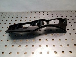 VW PASSAT Variant B6 3C5 Stoßstangenhalter vorne rechts 3C0807890 2.00 25123153