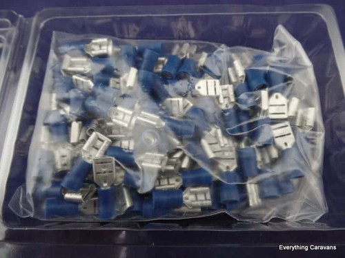 Blue 6.3mm Female Half insulated Spade Crimp Pk 100 - Picture 5 of 6
