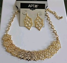 Gold Tone Statement Necklace and Earrings Set 32 RETAIL