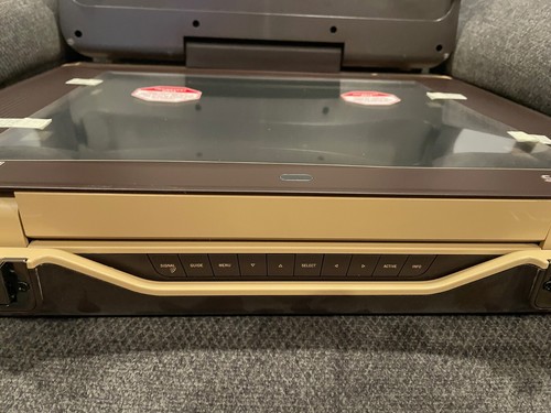 NEW NEVER USED RARE DIRECTV SAT-GO! SAT GO SATELLITE PORTABLE SCREEN & DISH 17" - Picture 9 of 13