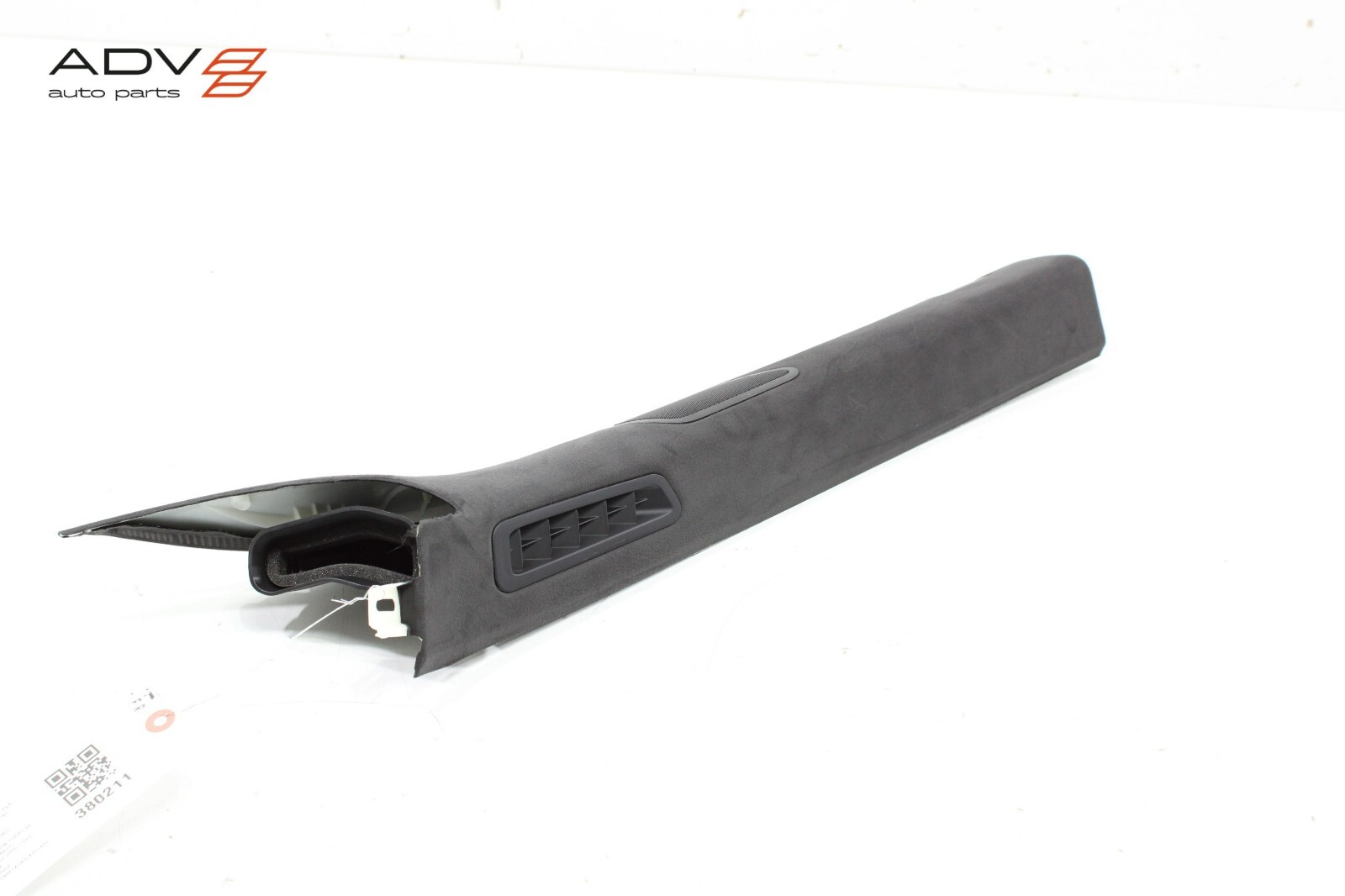Maserati Levante 2017-2020 Right Side trim panel P/N 13602