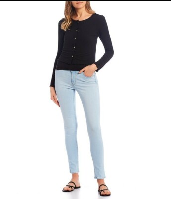 Levi s 711 Jeans Women s Mid Rise Skinny Soho  light wash W29 L32 RRP £80