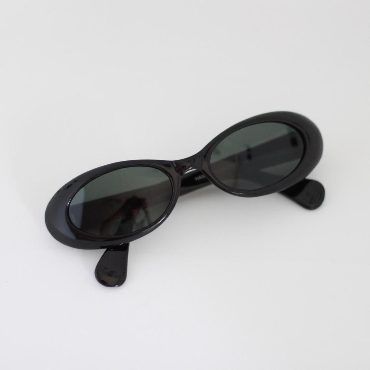 Authentic Vintage Women's Black Oval Sunglasses | eBay