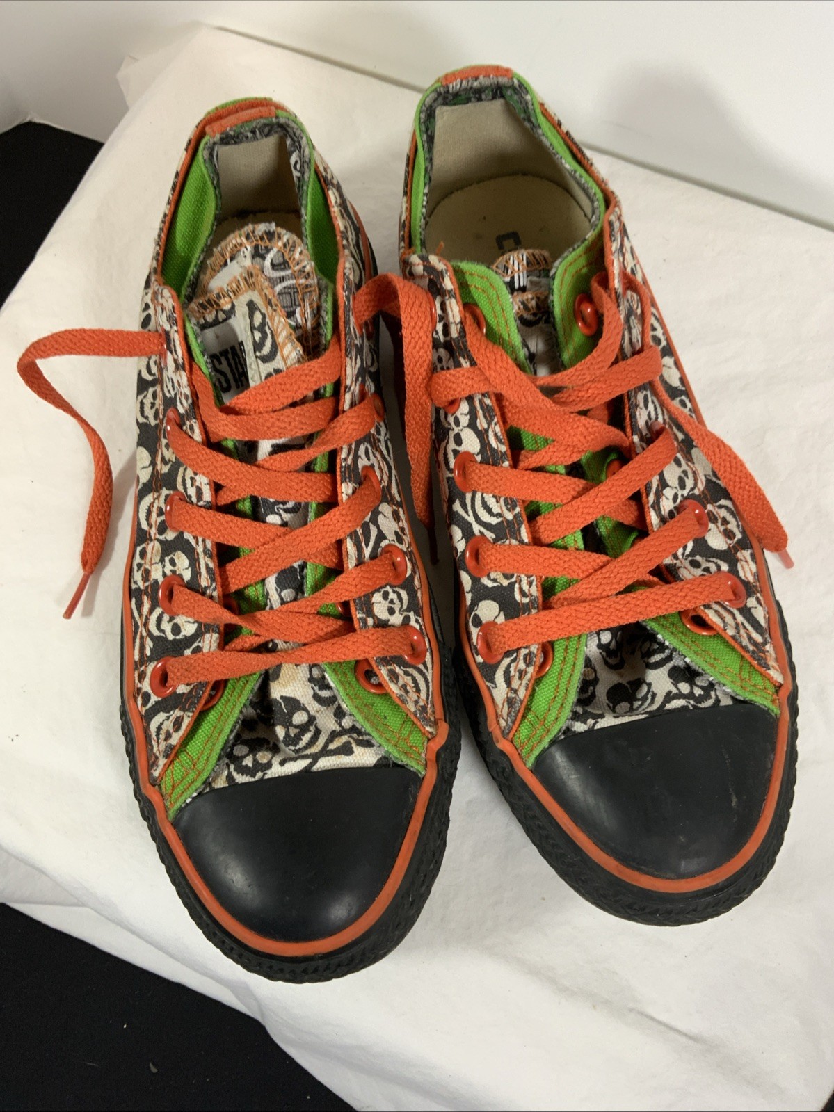 Skull  And Cross Bones Pattern Converse Chuck Tay… - image 4