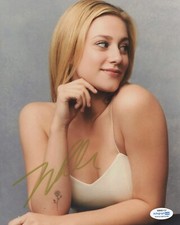 Lili Reinhart Riverdale Autographed Signed 8x10 Photo ACOA