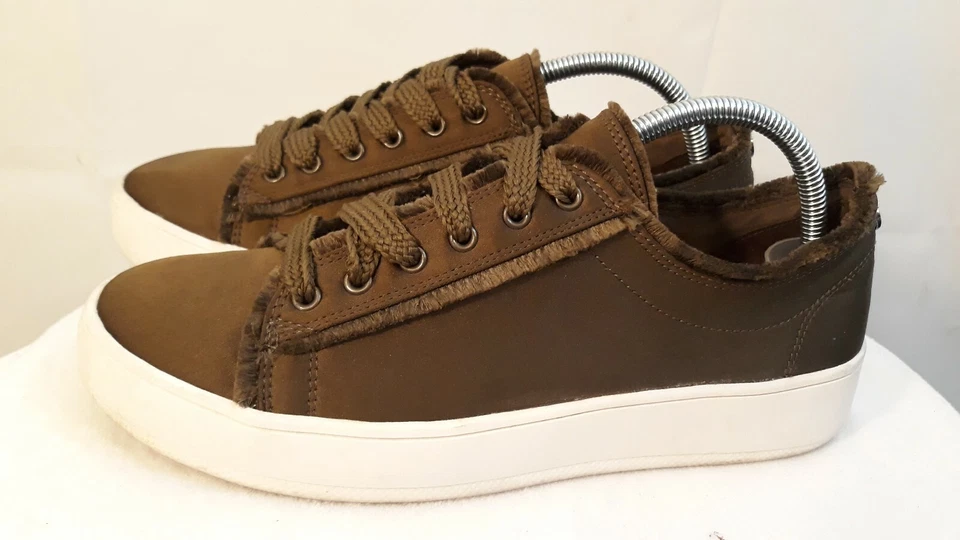 Mossimo Supply Co. Women's Size 11 Zell Satin Lace Up Sneakers Green - Image 2 of 4