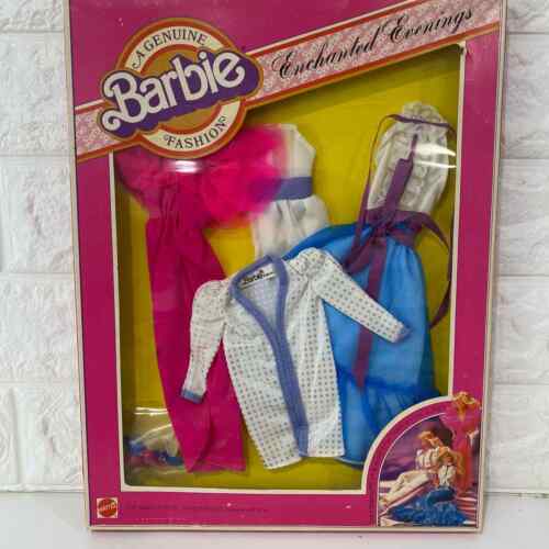 Superstar Barbie mode originaux soirées enchantées 1981 vintage neuf dans son emballage  - Photo 1/6