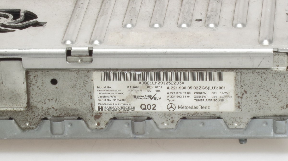 Mercedes LOGIC 7 S-class 221 CL 216 amplifier A2219000502 BE9061 1  