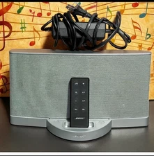 Bose SoundDock Series II  Grey w/ Power Cable & OEM Remote + Bluetooth adapter 