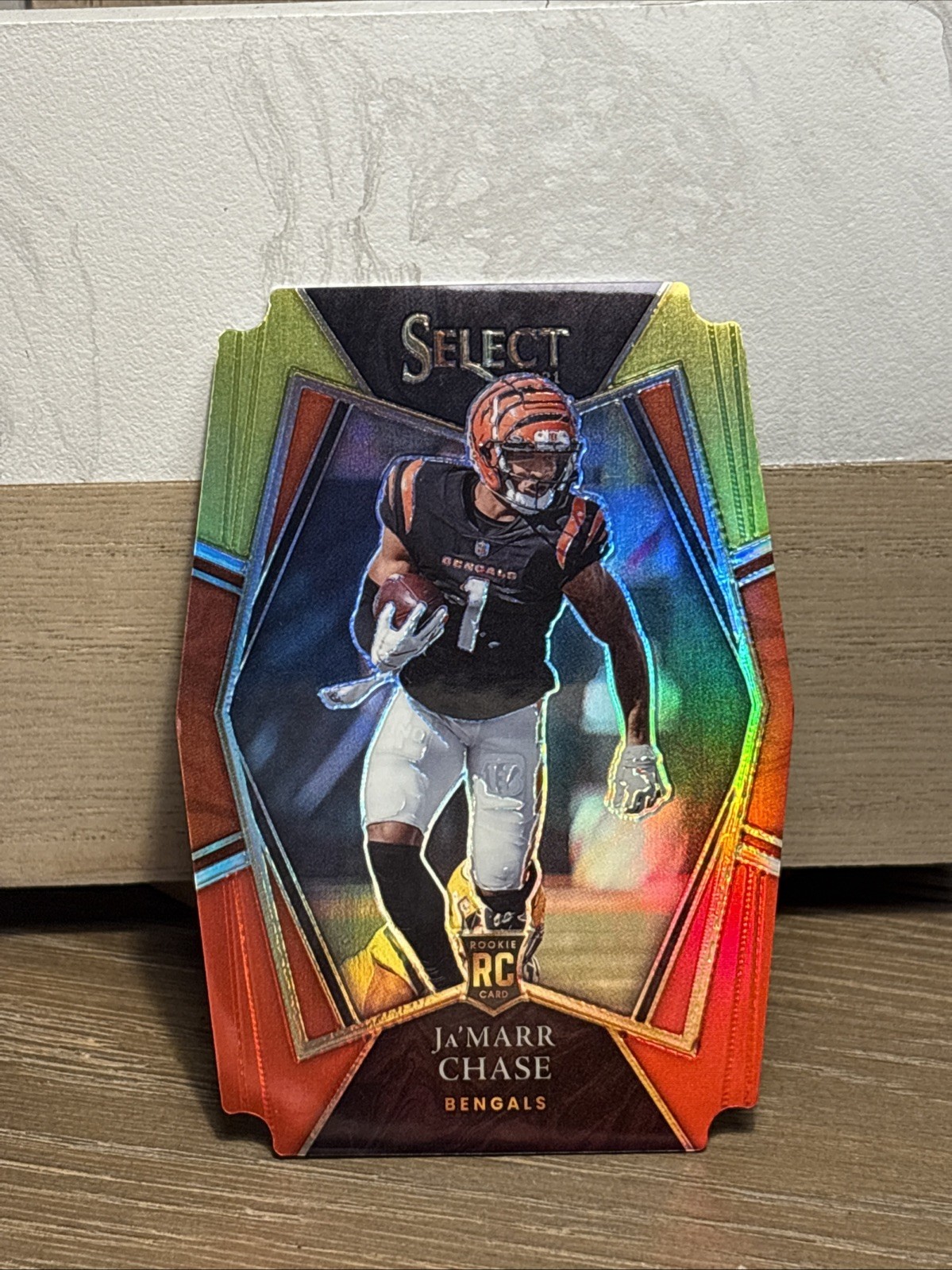 2021 Panini Select Premier Level Ja'Marr Chase #147 Red Yellow Prizm Die-Cut RC