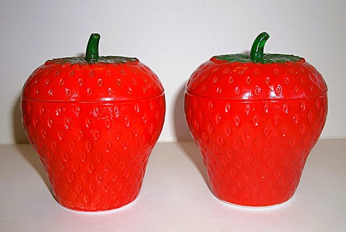 Vtg 2 Hazel Atlas Milk Glass Strawberry Jam Jelly Jar Sugar Bowl W Lid 4" VGC - Picture 4 of 7