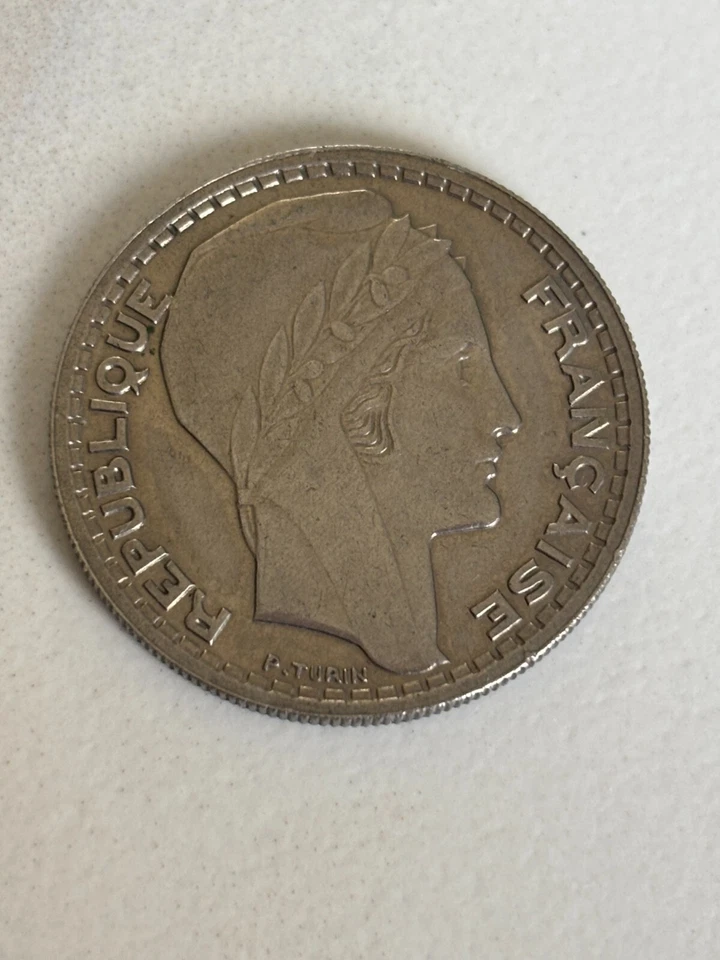 Pièce 10 Francs Turin 1946 Grosse tête rameaux courts - cupronickel - TTB - Photo 2/2