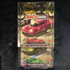 Hot Wheels Car Culture Race Day Porsche 911 Gt3 R 992 164 Roxy Rexy