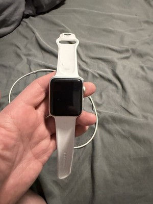 Apple Watch Series 2 42mm Silver Case White Silicone Band  display picture 2