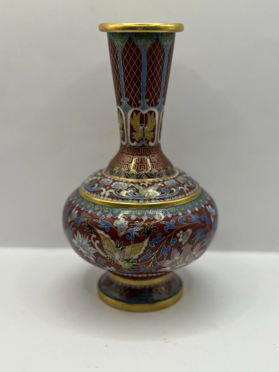 花瓶 康熙年製 黄釉青華 獅子蓋付き唐草花蝶柄 壺 花瓶 康熙年製 黄釉