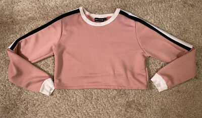  Pretty Little Thing  Cropped Sweatshirt - Size Small - Excellent Condition!