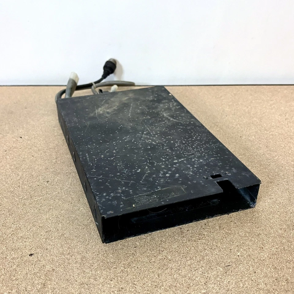 Icom MB-53 Mobile Mounting Tray for IC-A200, IC-A210 & IC-A220 - Image 2 of 2