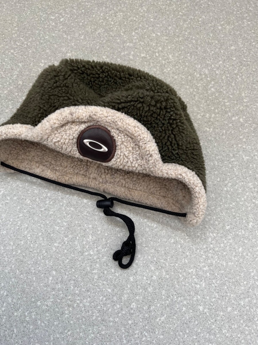 Rare Oakley Moscow Vintage USHANKA Winter Fuzzy Hat x hat Rare Oakley Moscow Vintage USHANKA Winter Fuzzy Hat x hat