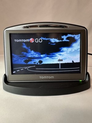 TomTom GO 720 GPS Navigation System Bundle   with Dock & USB Cable