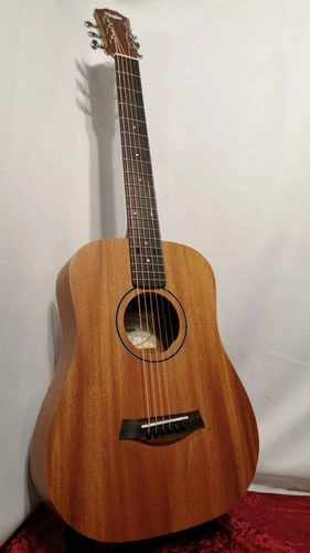 Taylor BT2 Baby Taylor 3/4 Acoustic Guitar Mahogany Top Sapele Back