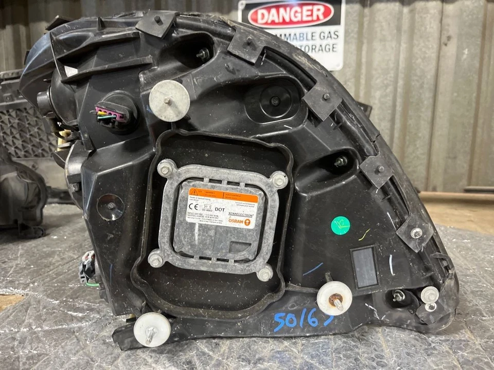 RIGHT HEADLAMP ASSEMBLY 2009-2013 CHEVROLET CORVETTE - Image 2 of 4