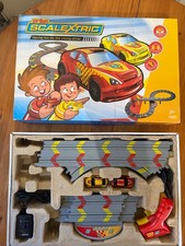 Scalextric AGE 3+ My First Scalextric Mains Powered Race Set 1:64 TESTED toy