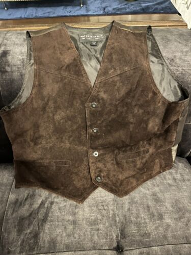 Wilson  Suede Leather Vest Sleeveless Men's XL  Brown Small Mark Next To Button - Picture 1 of 6
