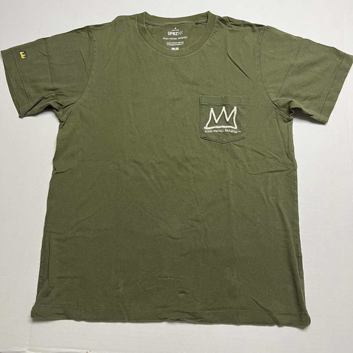 Uniqlo Jean Michel Basquiat Crown Pocket Crew Neck T Shirt in Green Size:  Medium