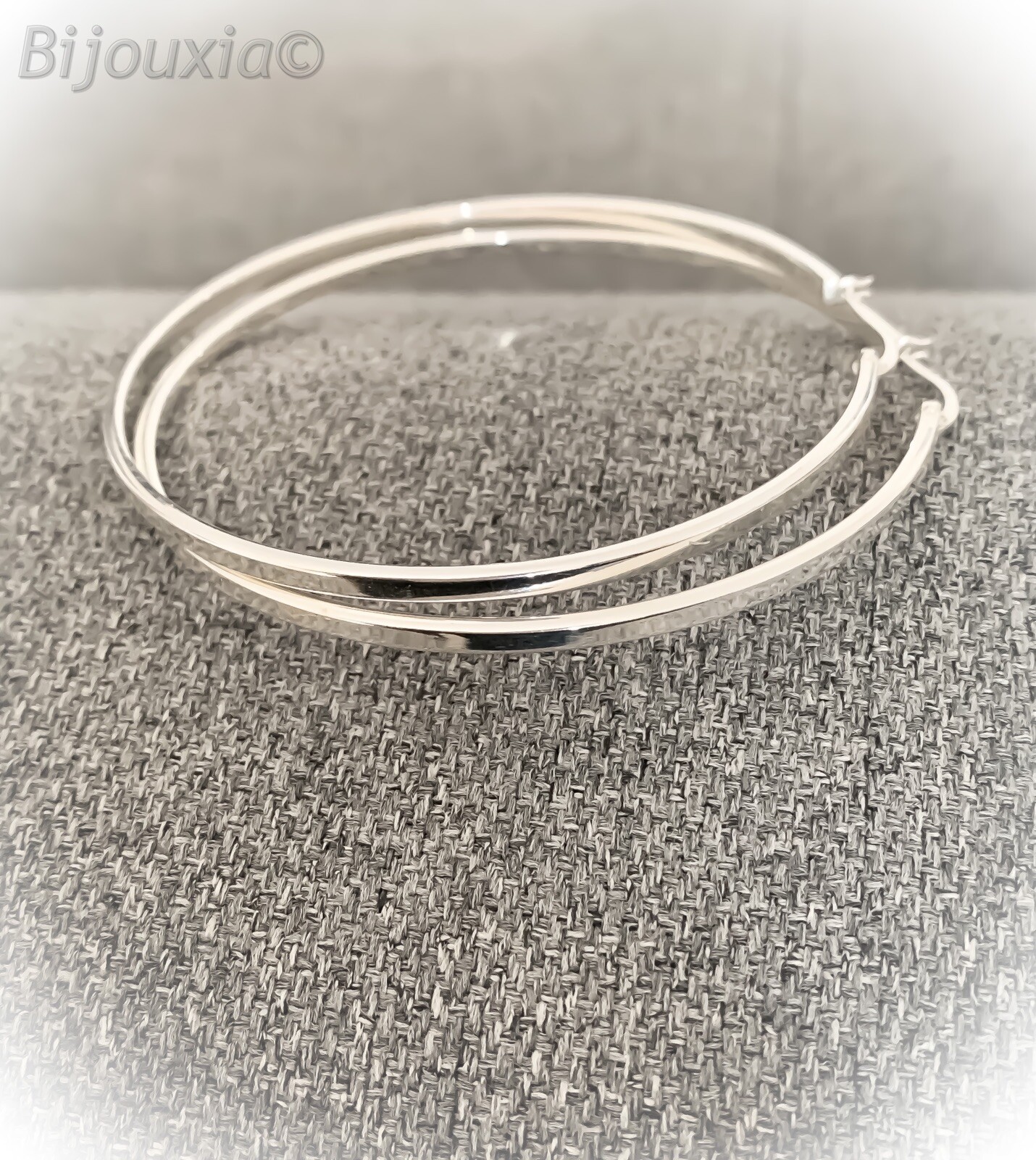 Grandes créoles argent 925 fil carré pour vos looks d'été