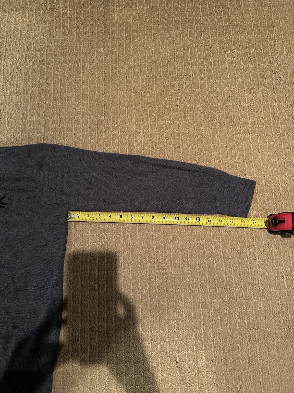 MAGLIONE KATE SPADE NEW YORK BROOME STREET GRIGIO AMMICCANTE CON LABBRA ROSSE TAGLIA LARGE