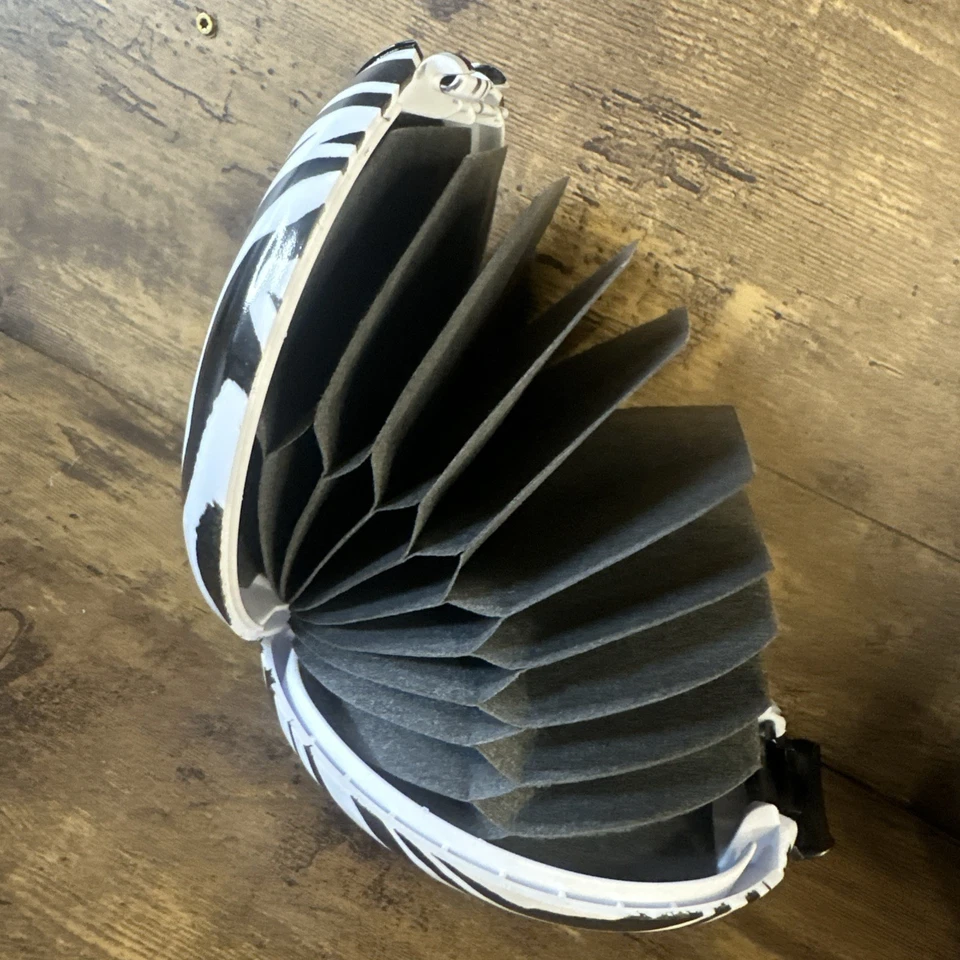 Винтажный Y2K Discgear Держатель для Компакт-дисков Дорожный Контейнер для Хранения Раковины Зебра Животный Принт - Изображение 4 из 4