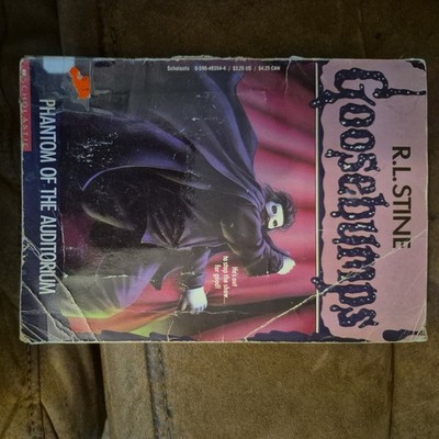 Goosebumps #24 -Phantom Of The Auditorium by R. L. Stine BOOK 1994 FIRST EDITION