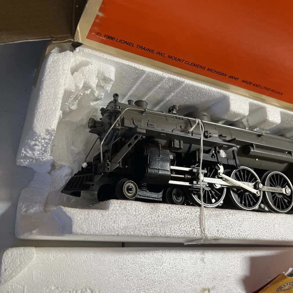 O Gauge 3-Rail Lionel 6-18002 NYC New York Central 4-6-4 Hudson Steam #785  - Image 2 of 4