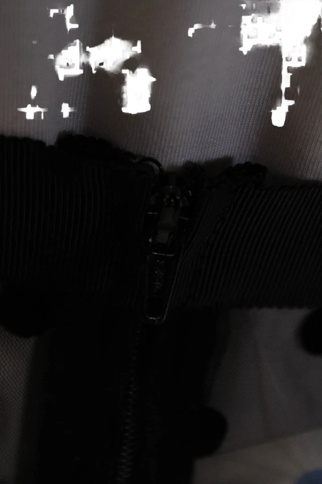 设计师女式天鹅绒圆点印花纽扣口音全裙黑色 XS 码 — 第 4/4 张图片