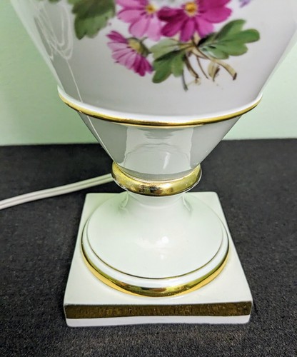 Antique 1815-1924 MEISSEN Porcelain Floral Lamp w/Shade, H=21", Germany,1st Q-ty - Picture 11 of 22