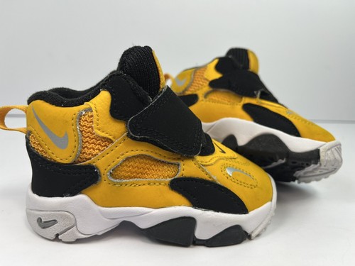 Nike Speed Turf "University Gold" yellow black white BV2525-700 Toddler Size 5C - Picture 2 of 8