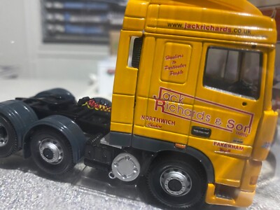 1/50 CORGI DAF XF SPACE CAB HIGHWAY TRACTOR | eBay