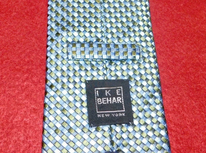 CORBATA CON MOTIVO DE PUNTOS AZUL CLARO/VERDE IKE BEHAR HECHA EN EE. UU. - CORBATAS - CORBATAS DE DISEÑADOR. Foto 3 de 3