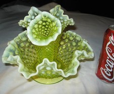 ANTIQUE FENTON VASELINE HOBNAIL TOPAZ OPALESCENT ART GLASS FLOWER EPERGNE VASE
